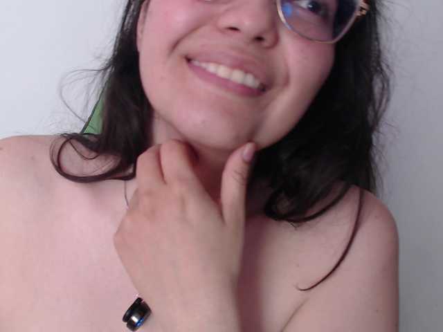 trixxxye live cam on BongaCams