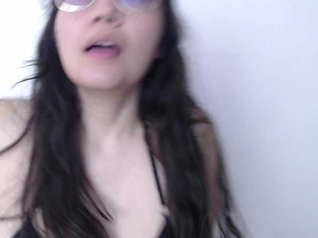 trixxxye live cam on BongaCams