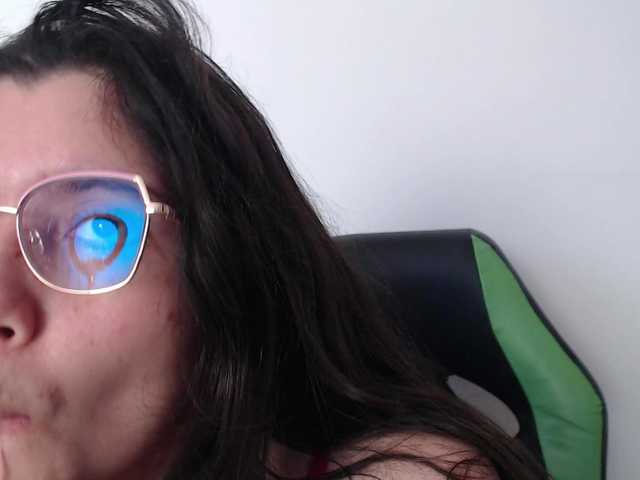 trixxxye live cam on BongaCams