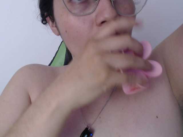 trixxxye live cam on BongaCams