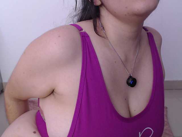 trixxxye live cam on BongaCams