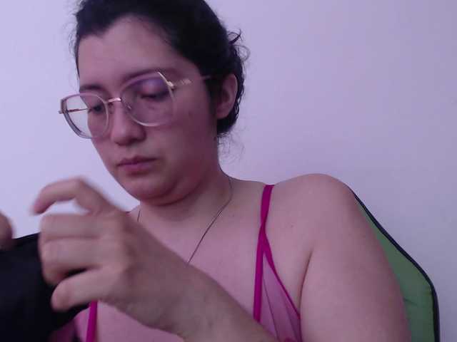 trixxxye live cam on BongaCams