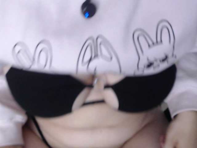 trixxxye live cam on BongaCams