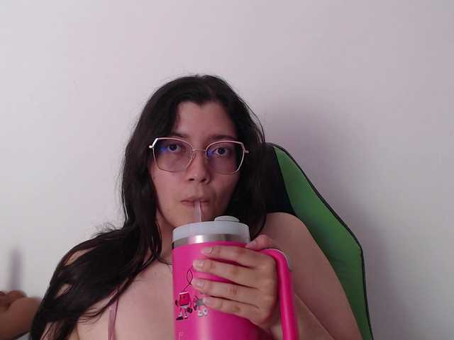 trixxxye live cam on BongaCams