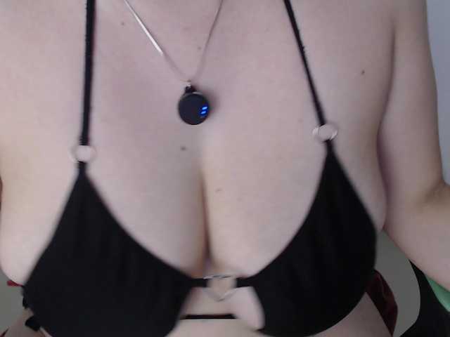 trixxxye live cam on BongaCams
