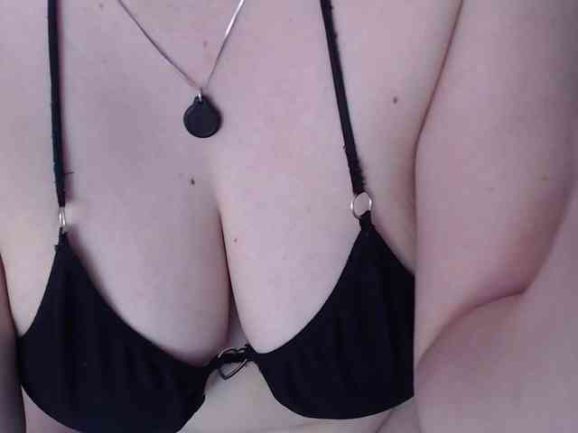 trixxxye