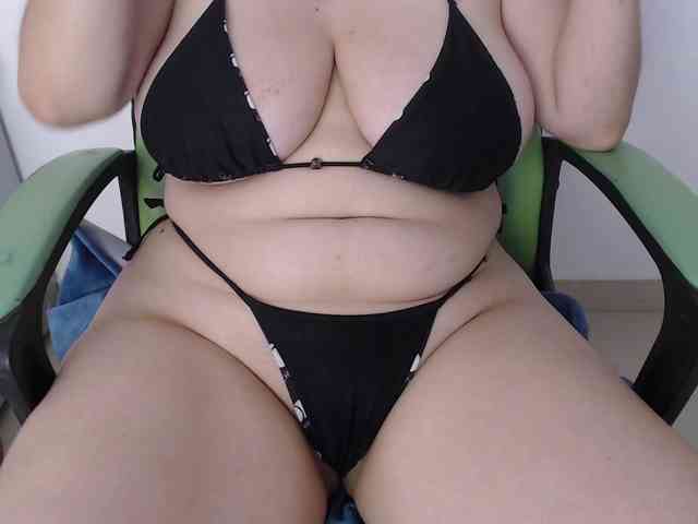 trixxxye Live Webcam on BongaCams