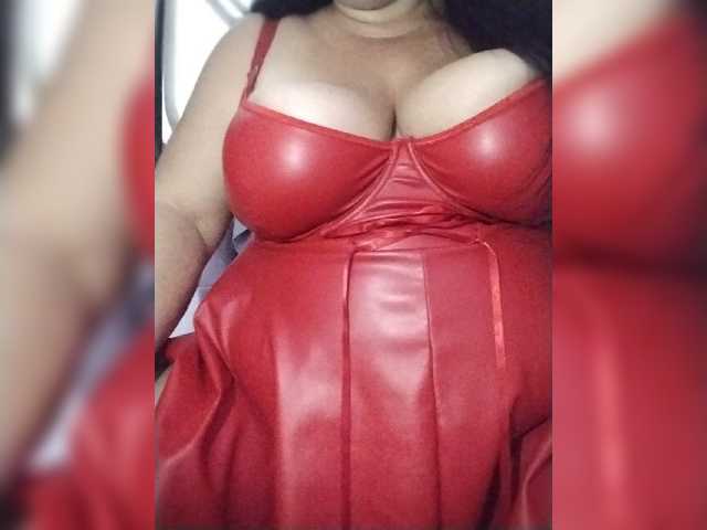 Xo4y2sexa live cam on BongaCams