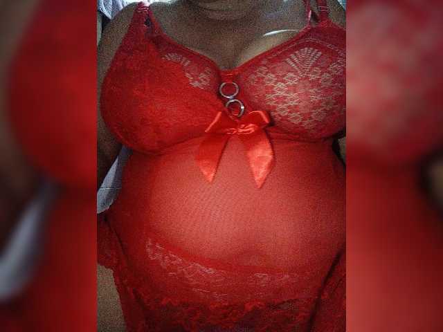 Xo4y2sexa live cam on BongaCams