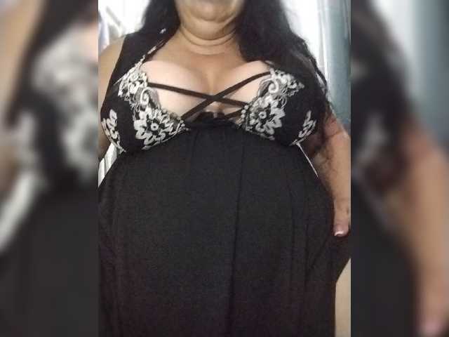 Xo4y2sexa live cam on BongaCams