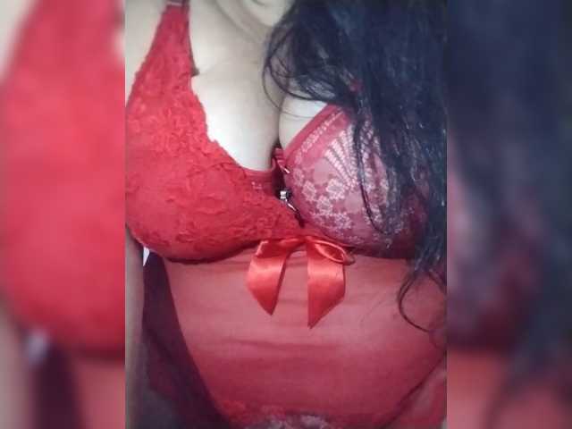 Xo4y2sexa, en directo ahora en BongaCams