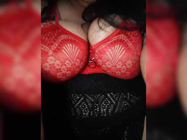 Xo4y2sexa's BongaCams show and profile