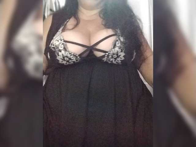 xo4y2sexa live sex show