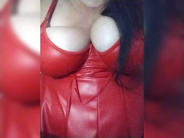 Xo4y2sexa live cam on BongaCams