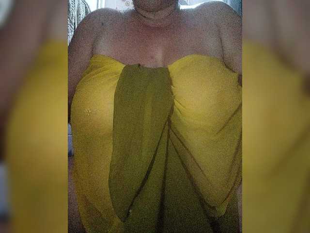 Xo4y2sexa live cam on BongaCams