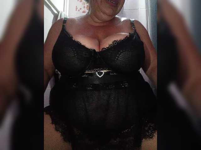 Xo4y2sexa live cam on BongaCams