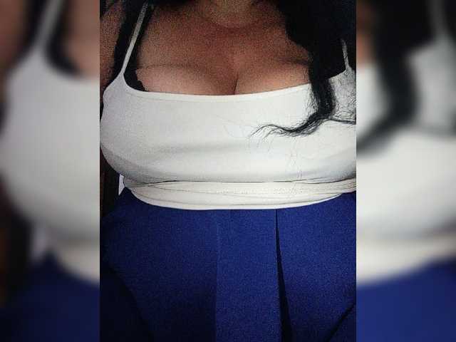 Xo4y2sexa live cam on BongaCams