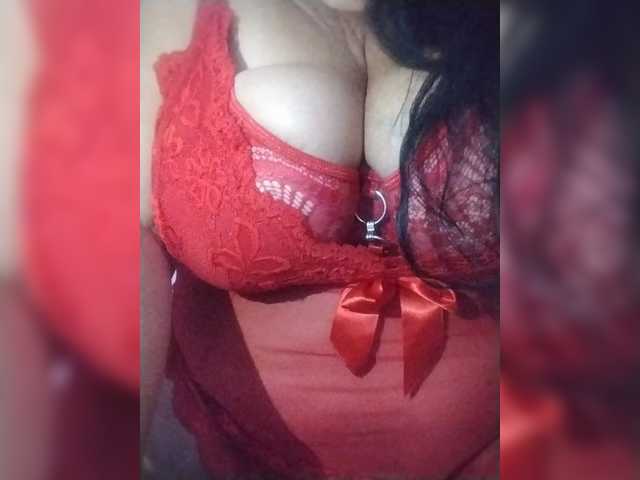 Xo4y2sexa live cam on BongaCams