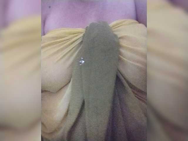 xo4y2sexa cam belle