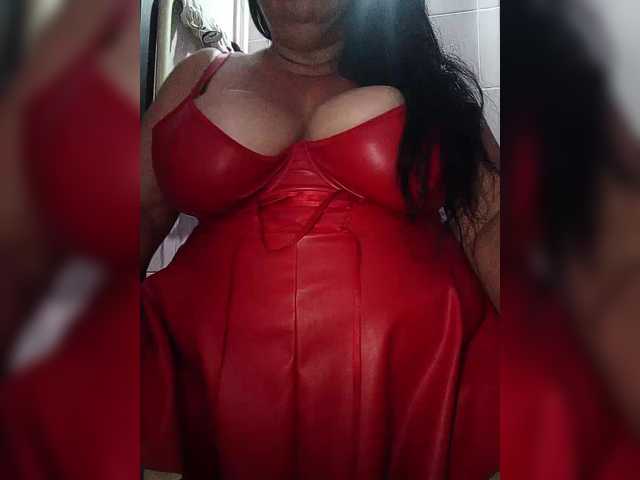 Xo4y2sexa live cam on BongaCams