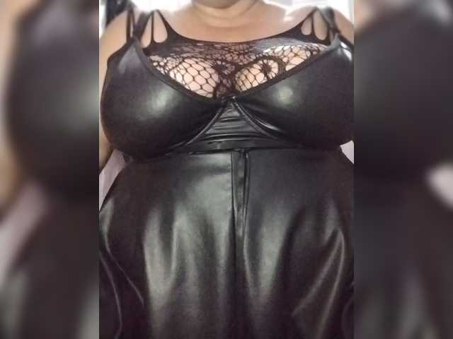 SeXy-Xo4y-SeXa live cam preview