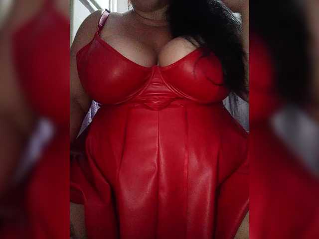 Xo4y2sexa live cam on BongaCams