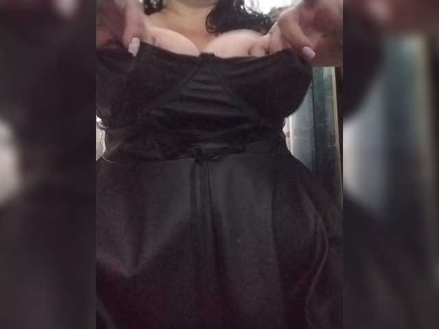 Xo4y2sexa live cam on BongaCams