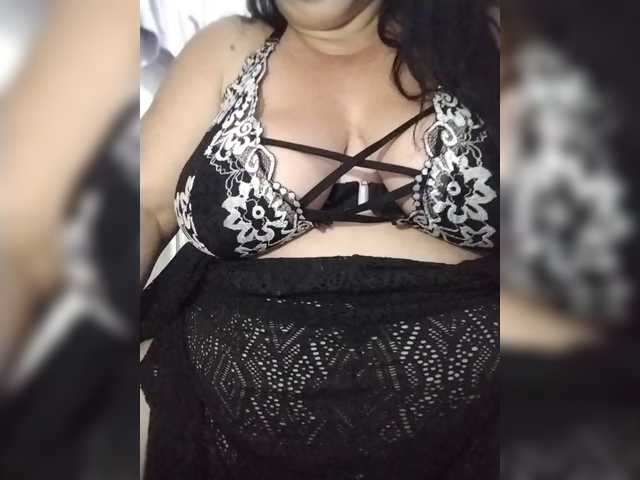 Xo4y2sexa live cam on BongaCams