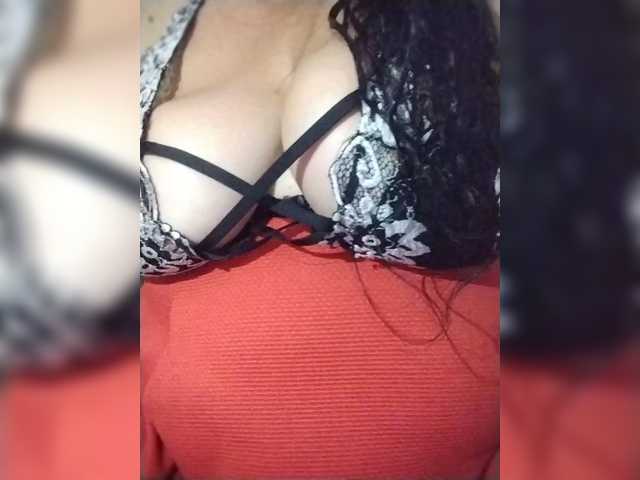 Xo4y2sexa live cam on BongaCams