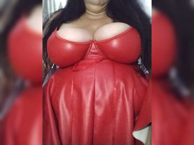 Xo4y2sexa live cam on BongaCams