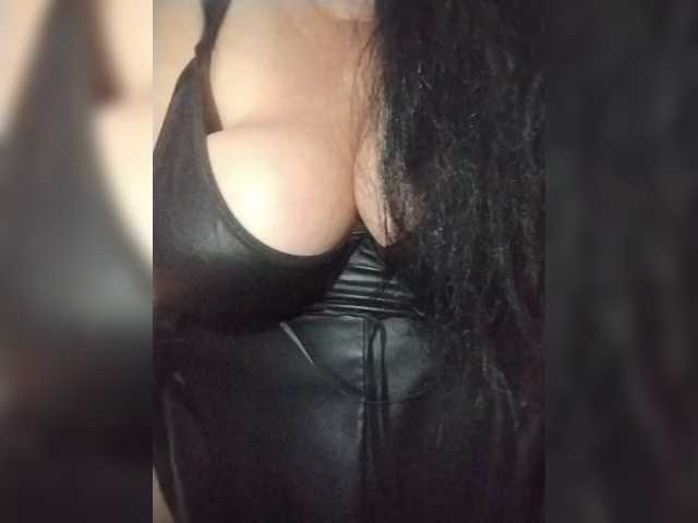 Xo4y2sexa, en directo ahora en BongaCams