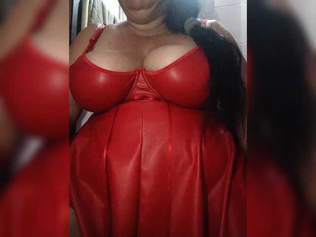 Xo4y2sexa live cam on BongaCams