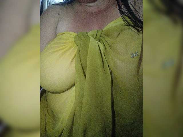 Xo4y2sexa live cam on BongaCams