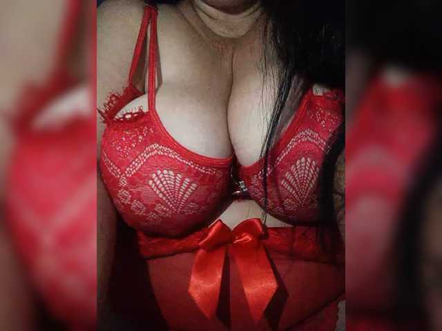 Xo4y2sexa live cam on BongaCams