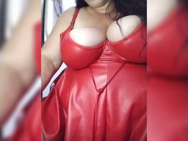Xo4y2sexa live cam on BongaCams