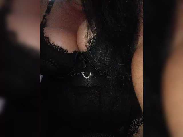 Xo4y2sexa live cam on BongaCams