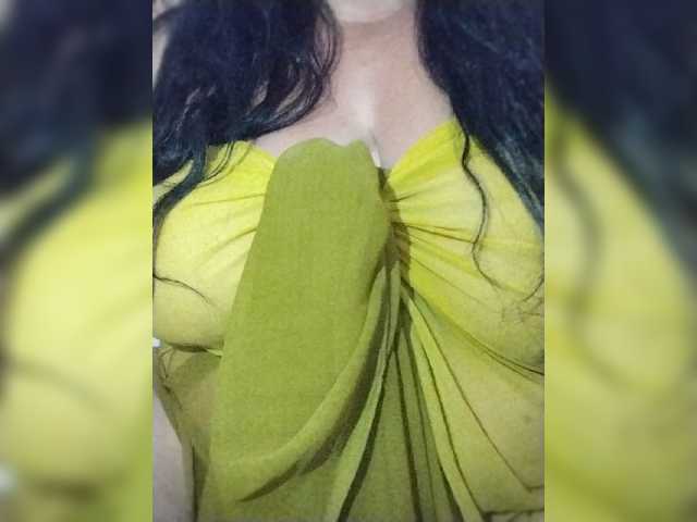 Xo4y2sexa live cam on BongaCams