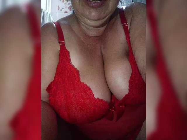 Xo4y2sexa live cam on BongaCams
