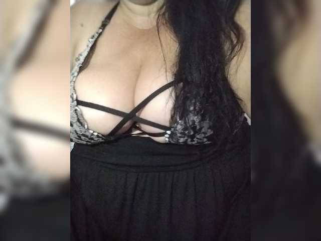 Xo4y2sexa live cam on BongaCams