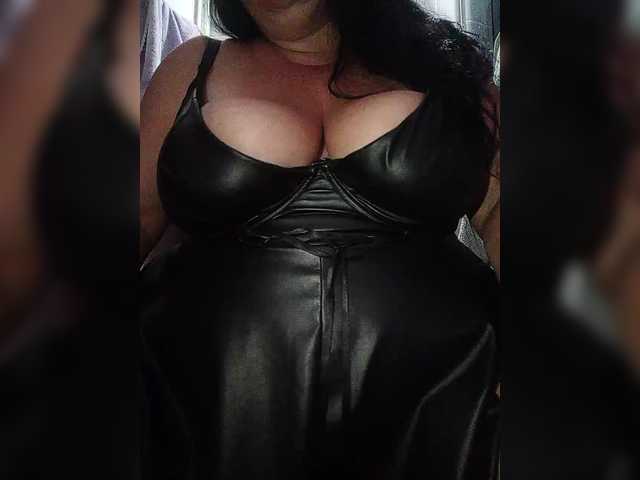 Xo4y2sexa live cam on BongaCams