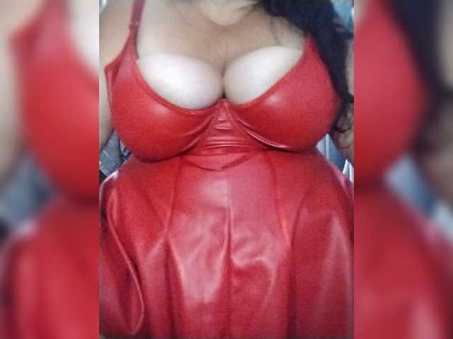 Xo4y2sexa live cam on BongaCams