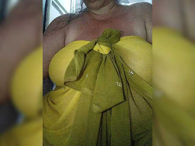 Xo4y2sexa live cam on BongaCams