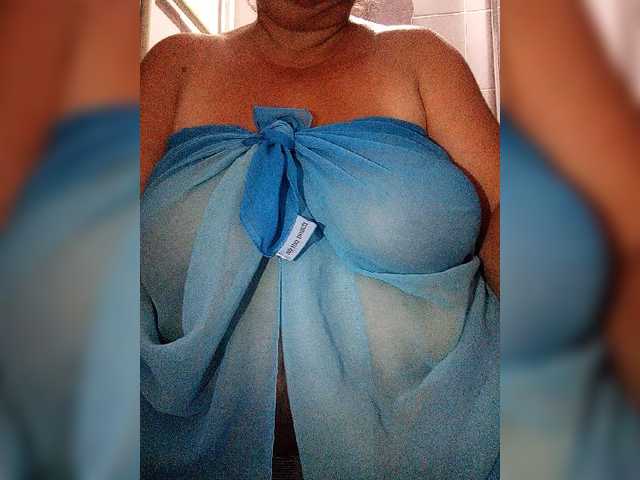 Xo4y2sexa live cam on BongaCams