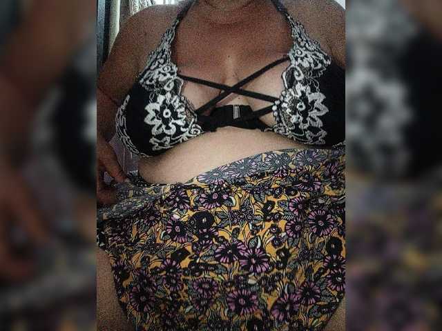 Xo4y2sexa live cam on BongaCams