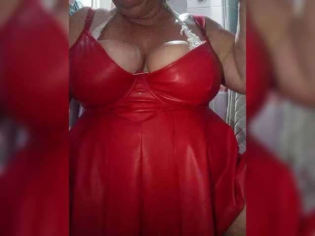 Xo4y2sexa live cam on BongaCams