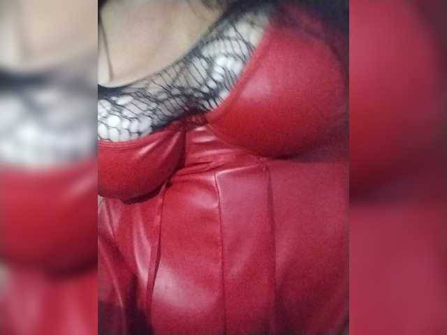 Xo4y2sexa live cam on BongaCams