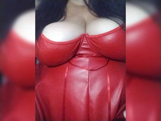Xo4y2sexa live cam on BongaCams