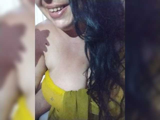 Xo4y2sexa live cam on BongaCams