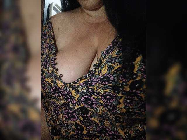 Xo4y2sexa live cam on BongaCams