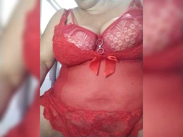 Xo4y2sexa live cam on BongaCams